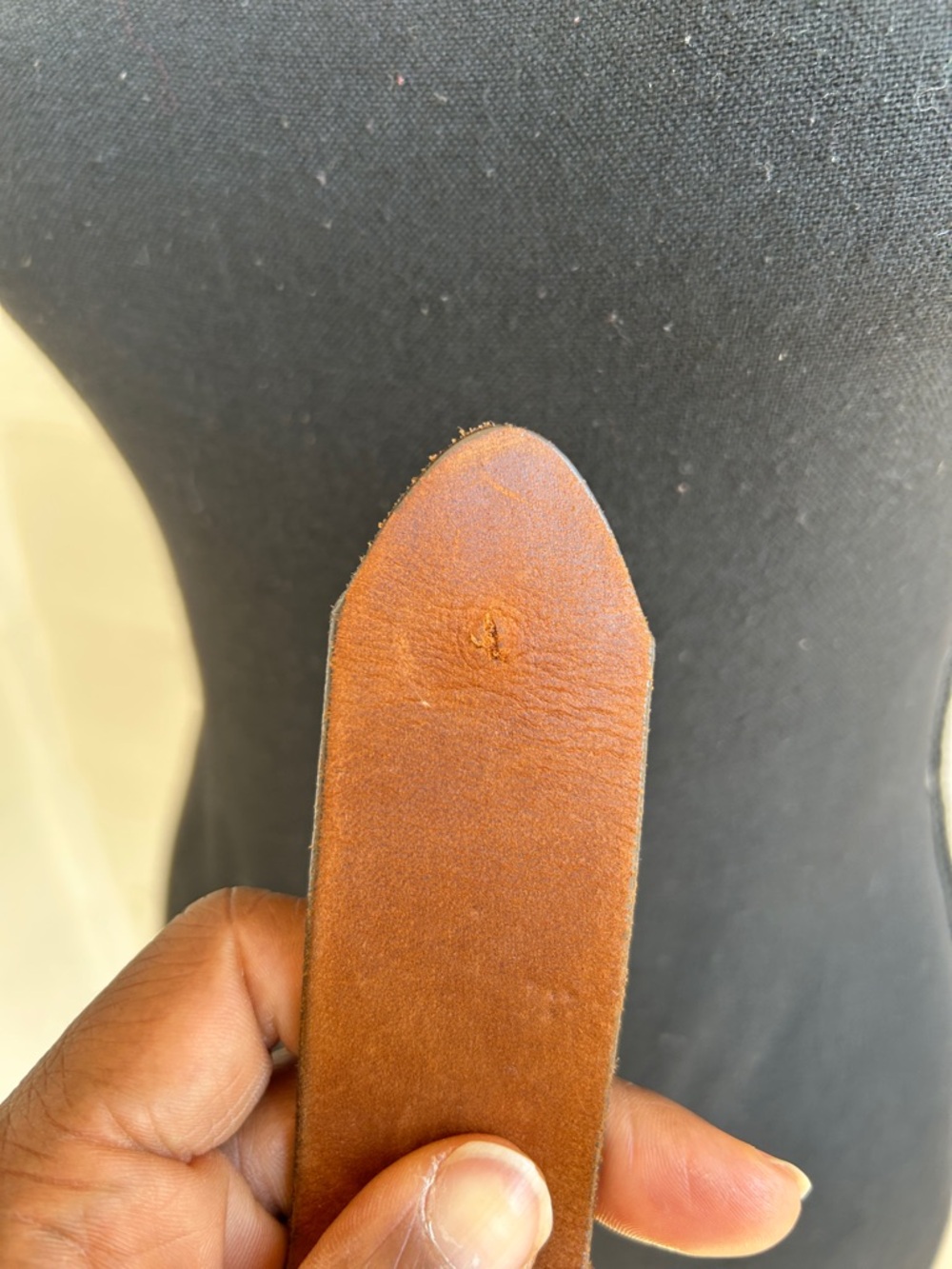 JUSTIN brown top grain leather belt. Size 39. Beautiful marble laid buckle. - Picture 11 of 12